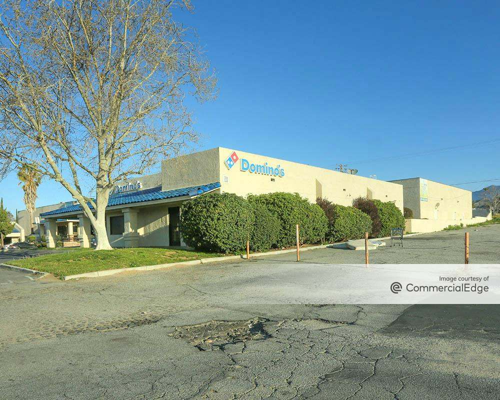 Sunset Center 3559 West Ramsey Street, Banning, CA Retail Space